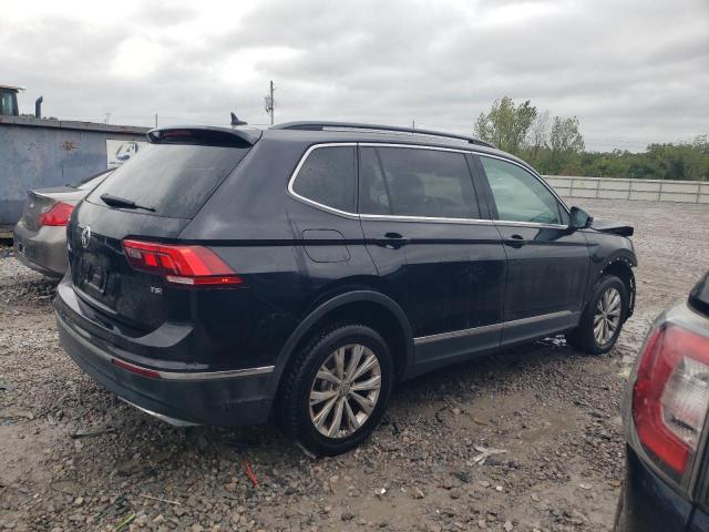 VIN 3VV3B7AX6JM105590 2018 Volkswagen Tiguan, SE no.3