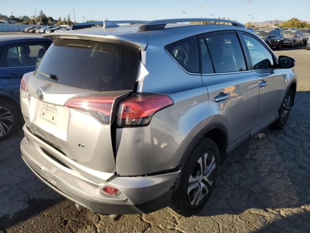 VIN 2T3ZFREV0JW433460 2018 Toyota RAV4, LE no.3