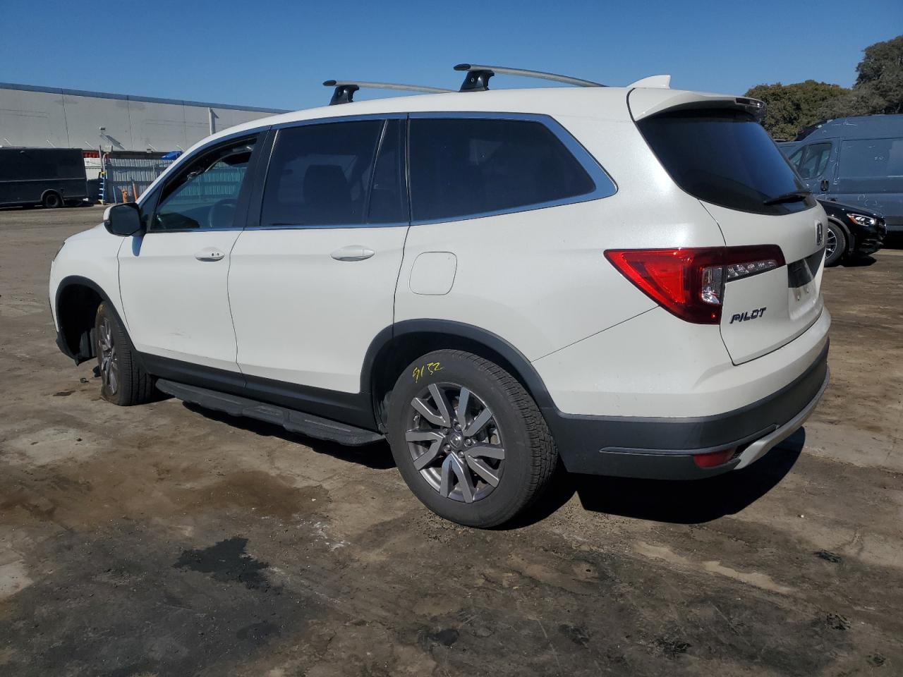 Lot #2938256661 2021 HONDA PILOT EX