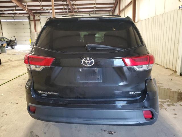 VIN 5TDJZRFH6JS891163 2018 Toyota Highlander, SE no.6