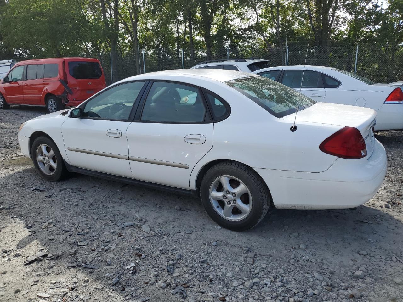 Lot #2807032805 2001 FORD TAURUS SES