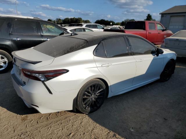 VIN 4T1K61BK5MU025174 2021 Toyota Camry, Xse no.3