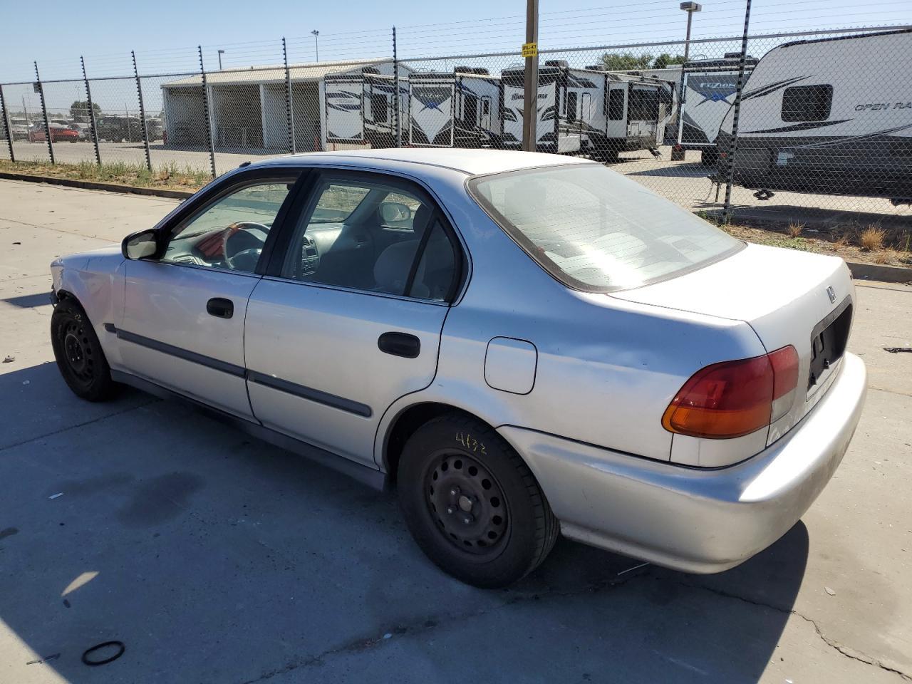 HONDA CIVIC LX 1998 silver  gas 2HGEJ6674WH626229 photo #3