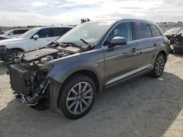 VIN WA1LHAF78KD016937 2019 Audi Q7, Premium Plus no.1