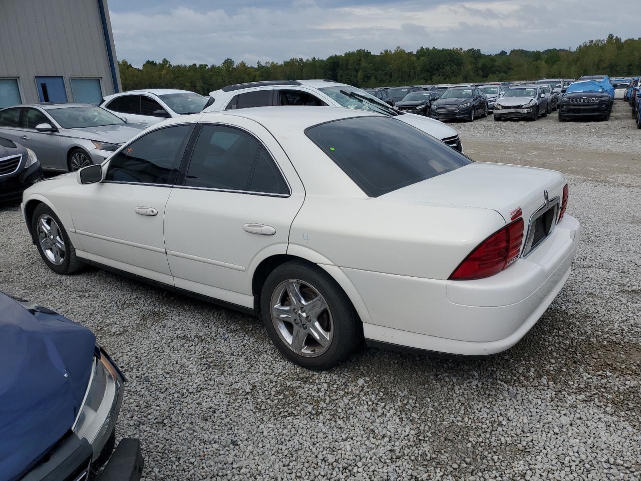 Lot #2974811113 2002 LINCOLN LS