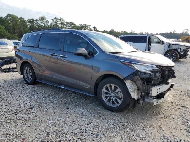 2021 TOYOTA SIENNA XLE - 5TDYRKEC1MS028108