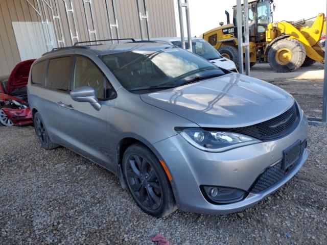 VIN 2C4RC1GG7KR576555 2019 Chrysler Pacifica, Limited no.1