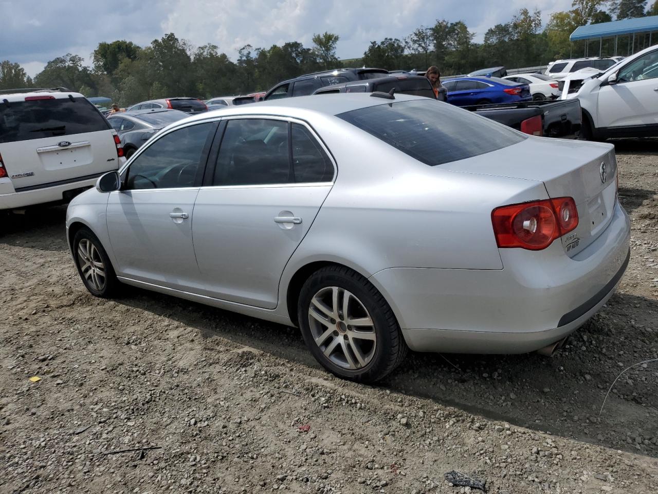 Lot #2857899010 2005 VOLKSWAGEN NEW JETTA