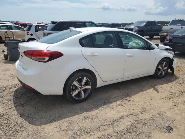 VIN 3KPFL4A74JE274413 2018 KIA Forte, LX no.3