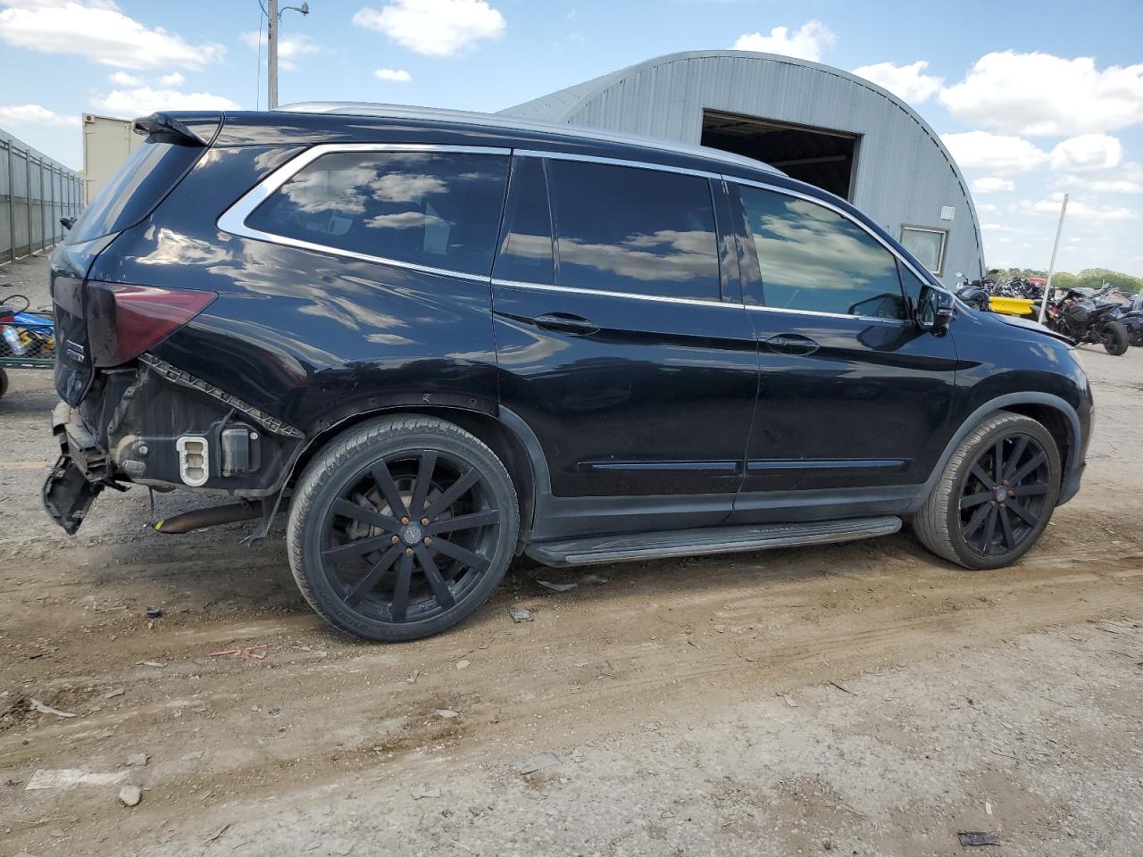 Lot #2879293375 2016 HONDA PILOT TOUR