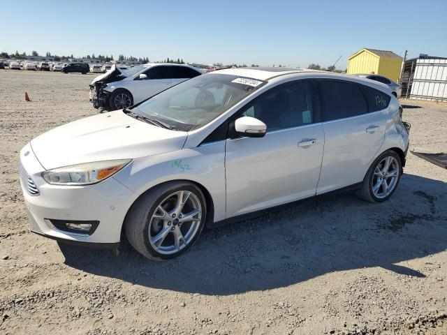 VIN 1FADP3N23FL221954 2015 Ford Focus, Titanium no.1