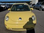 VOLKSWAGEN NEW BEETLE photo