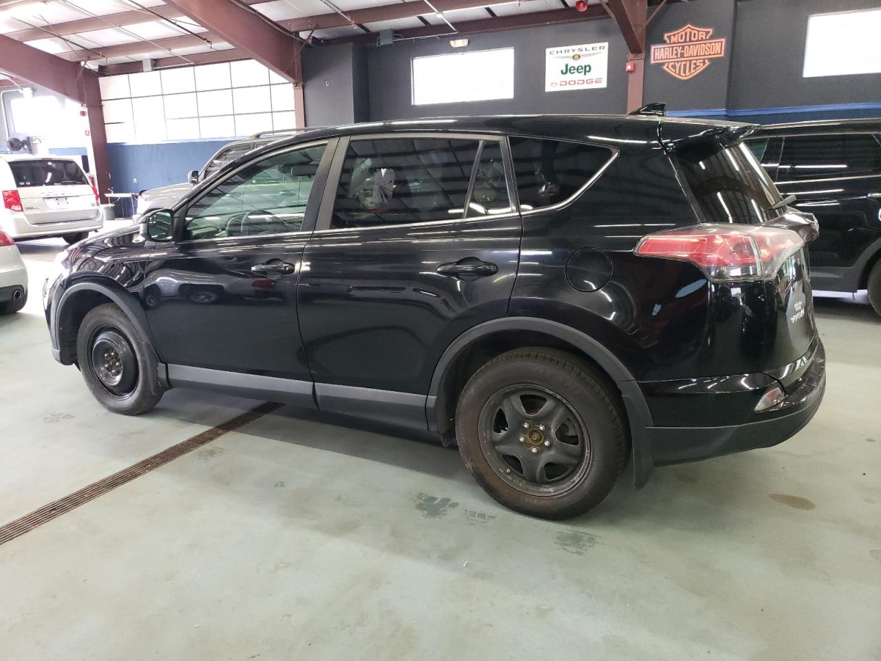 Lot #2840789424 2017 TOYOTA RAV4 LE