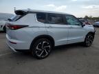 MITSUBISHI OUTLANDER photo