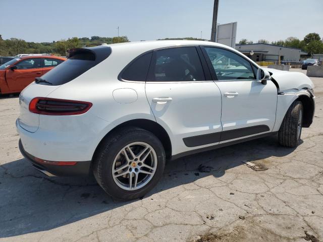 VIN WP1AA2A54HLB08234 2017 Porsche Macan no.3