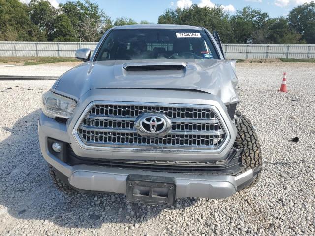 VIN 5TFAZ5CN4HX040860 2017 Toyota Tacoma, Double Cab no.5