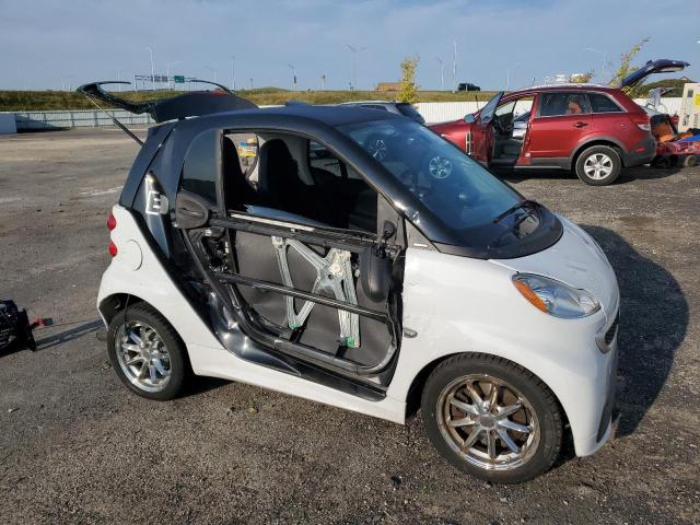 VIN WMEEJ9AA7FK832013 2015 Smart Fortwo no.4