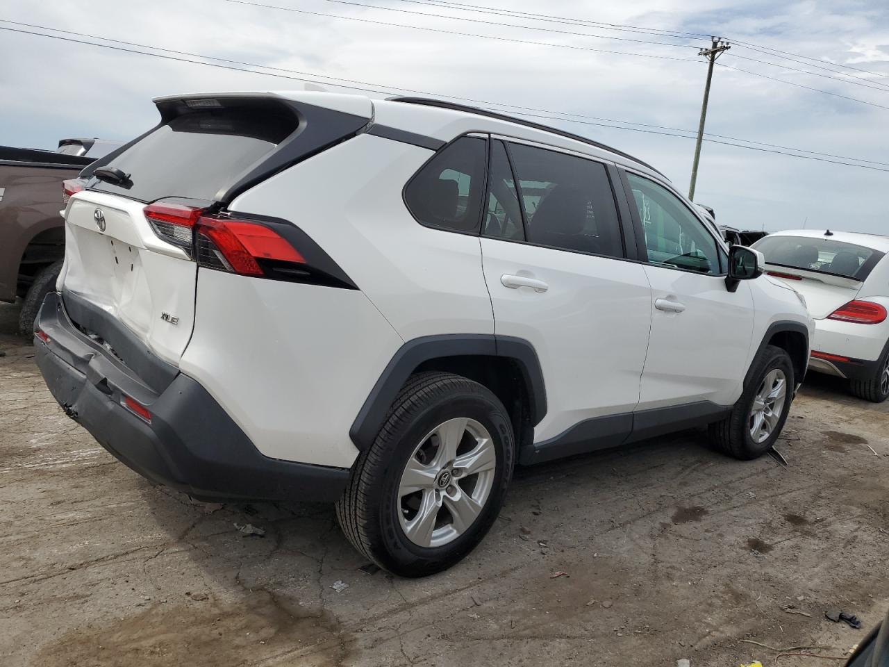 Lot #2976971735 2019 TOYOTA RAV4 XLE