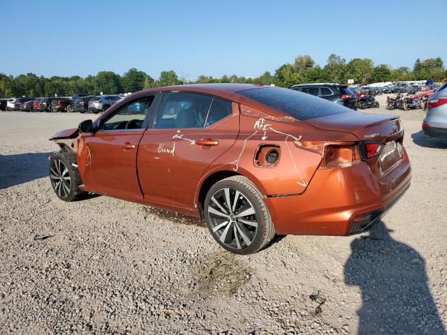 VIN 1N4BL4CW2KC174201 2019 Nissan Altima, SR no.2