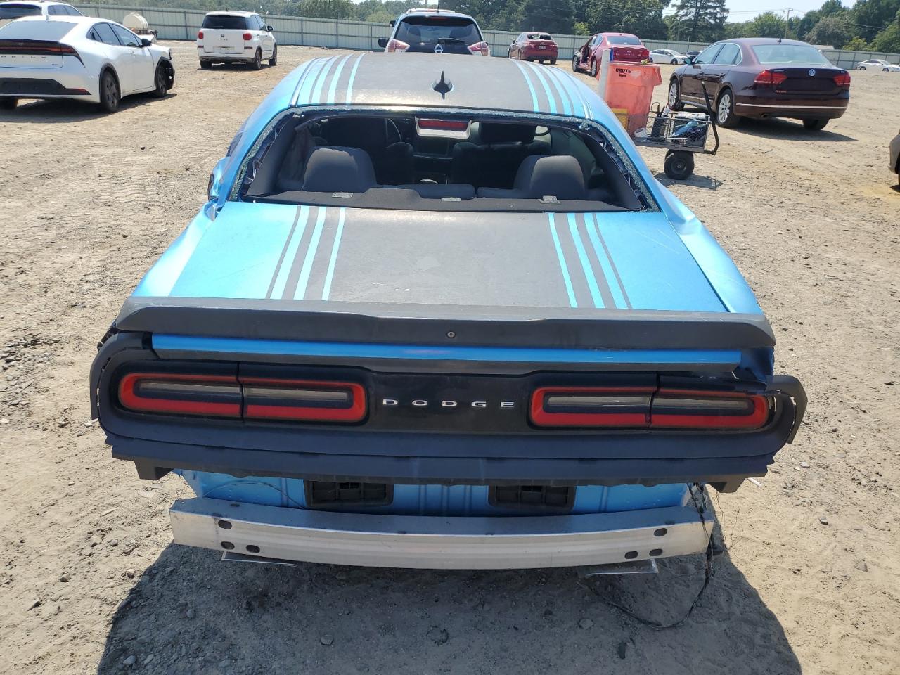 Lot #2825699433 2015 DODGE CHALLENGER