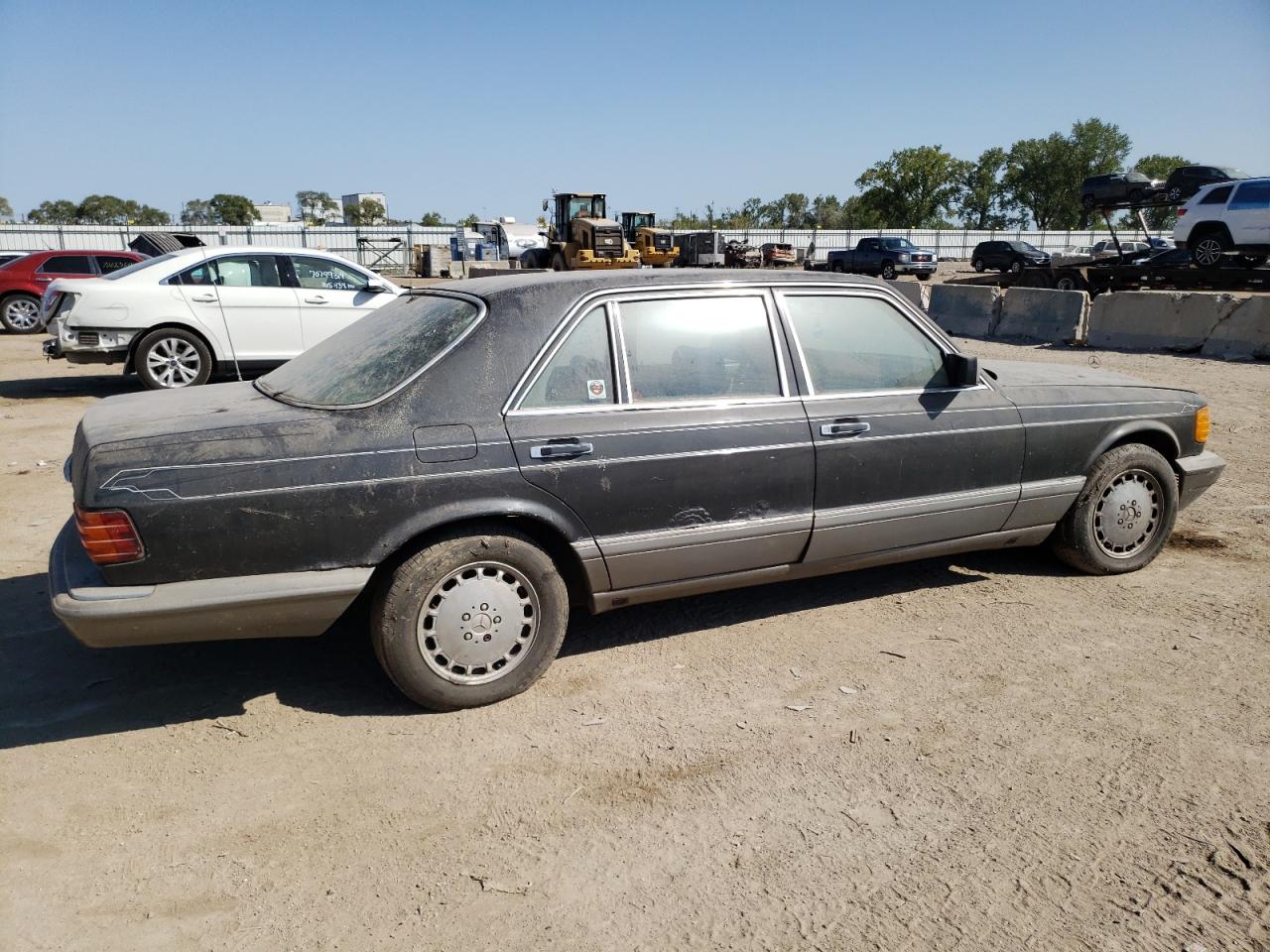 MERCEDES-BENZ 560 SEL 1988 gray  gas WDBCA39D0JA401107 photo #4