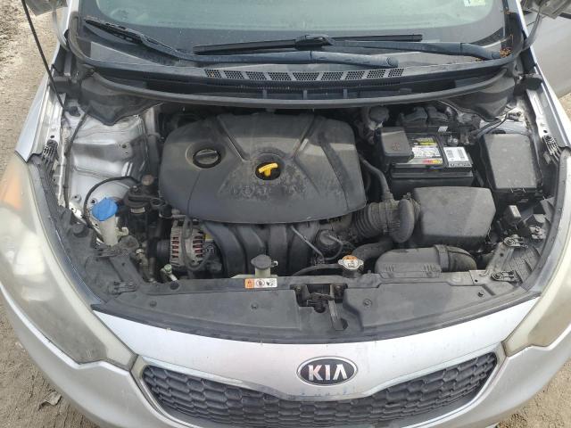 VIN KNAFK4A69F5406124 2015 KIA Forte, LX no.11