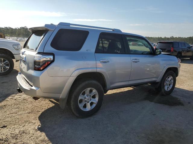 VIN JTEBU5JR1J5578485 2018 Toyota 4runner, Sr5/Sr5... no.3