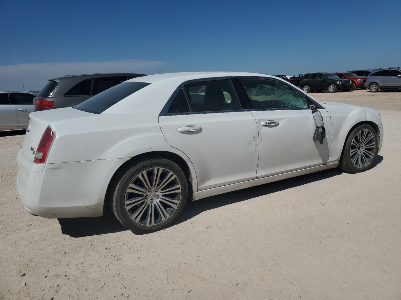 Lot #2938401709 2014 CHRYSLER 300 S