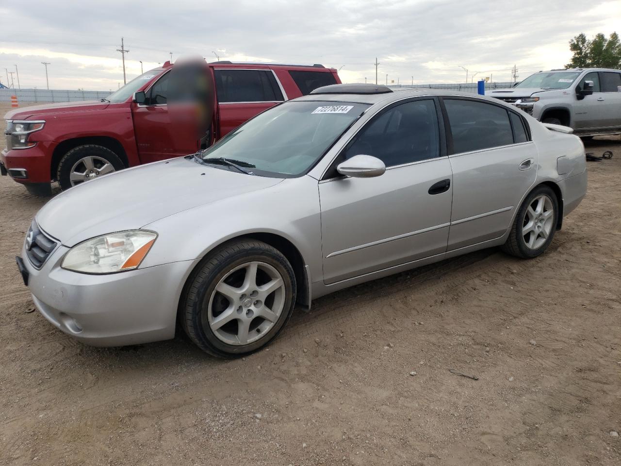  Salvage Nissan Altima