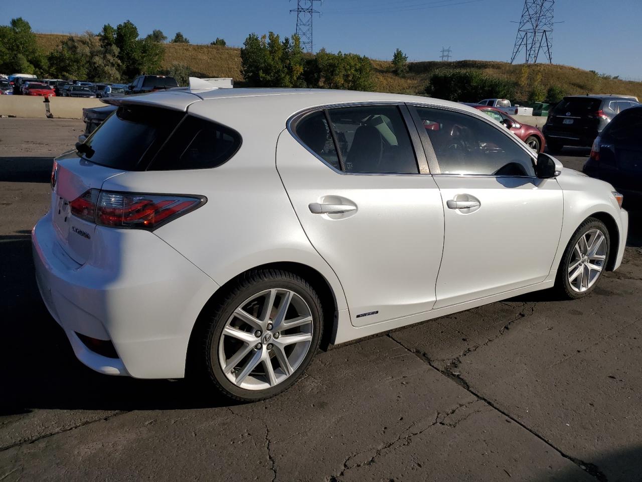 Lot #3033580094 2015 LEXUS CT 200