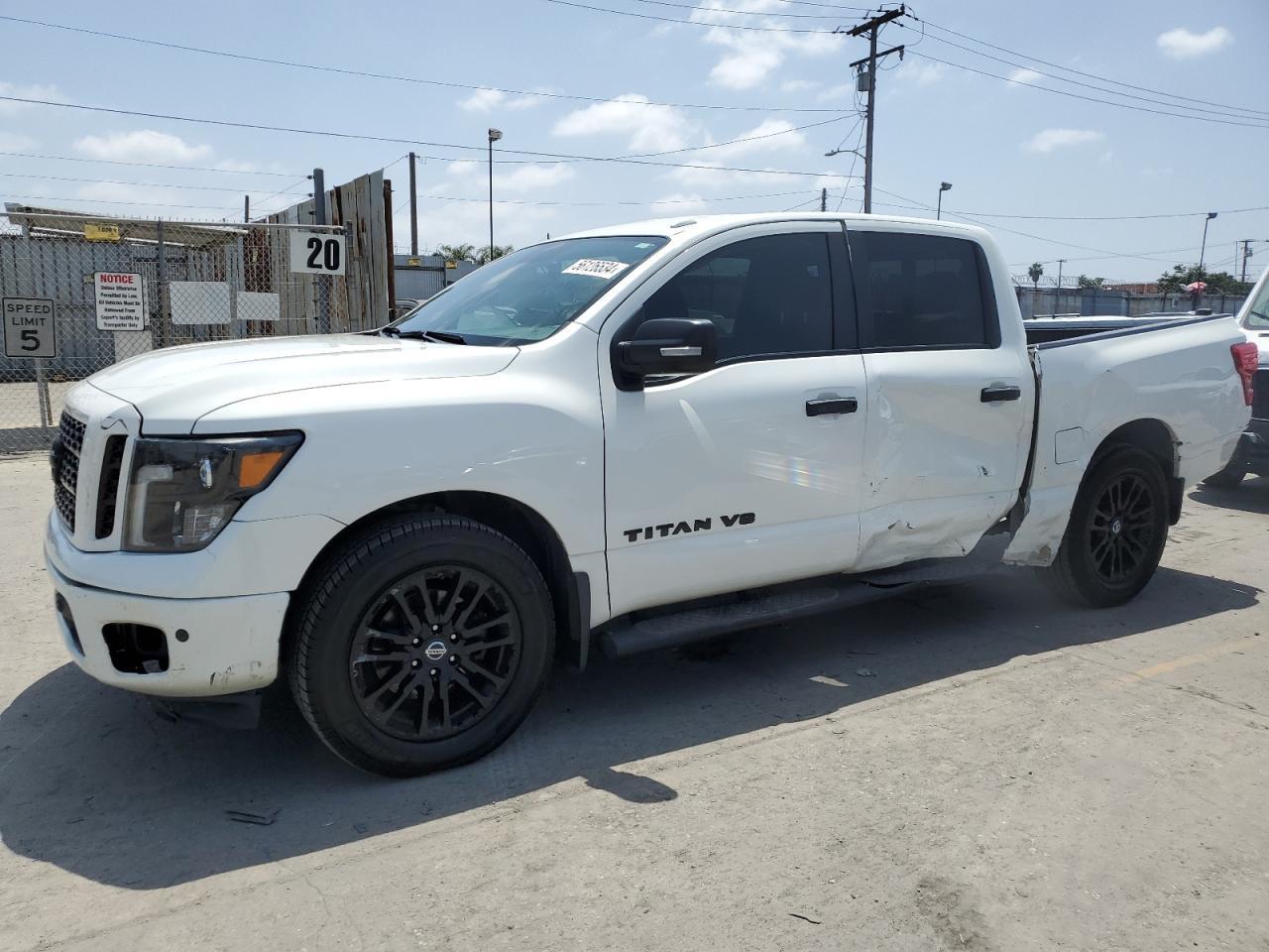 NISSAN TITAN SV 2018 white  gas 1N6AA1E68JN533364 photo #1