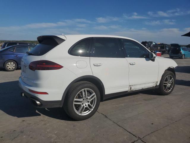 VIN WP1AA2A29JKA00371 2018 Porsche Cayenne no.3