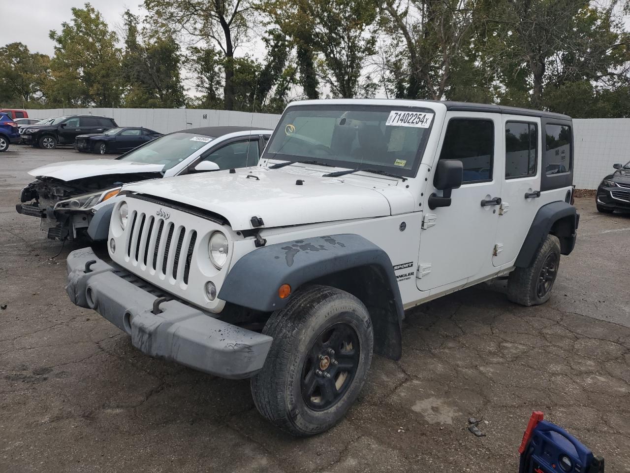  Salvage Jeep Wrangler