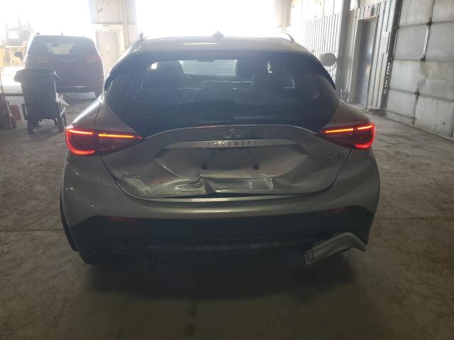 2017 INFINITI QX30 BASE - SJKCH5CR5HA033690