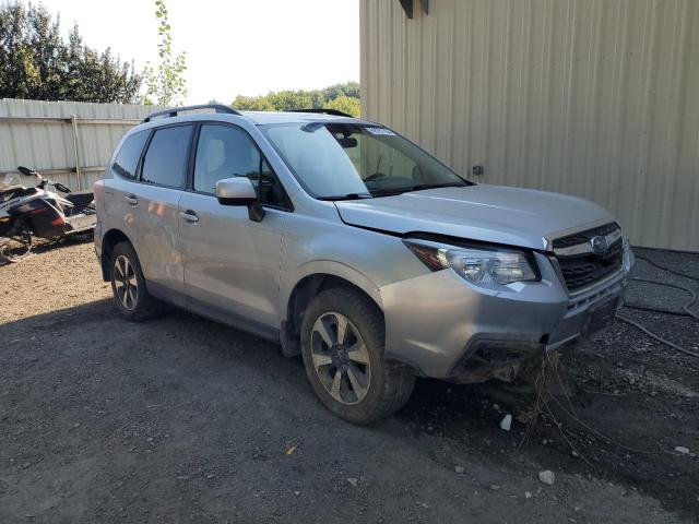 VIN JF2SJAEC3JH437610 2018 Subaru Forester, 2.5I Pr... no.4