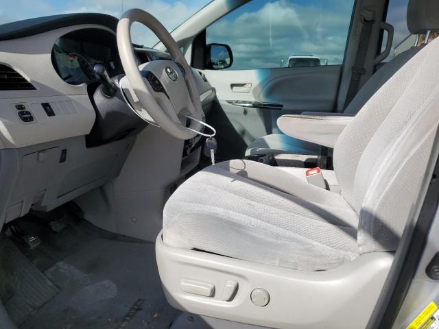 VIN 5TDKK3DC8ES506463 2014 Toyota Sienna, LE no.7