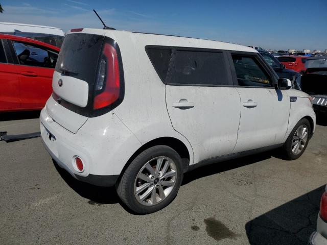 VIN KNDJP3A5XJ7572066 2018 KIA Soul, + no.3