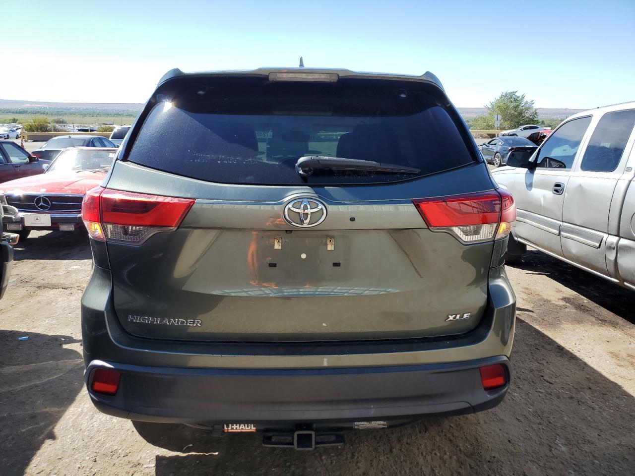 Lot #2989373579 2017 TOYOTA HIGHLANDER