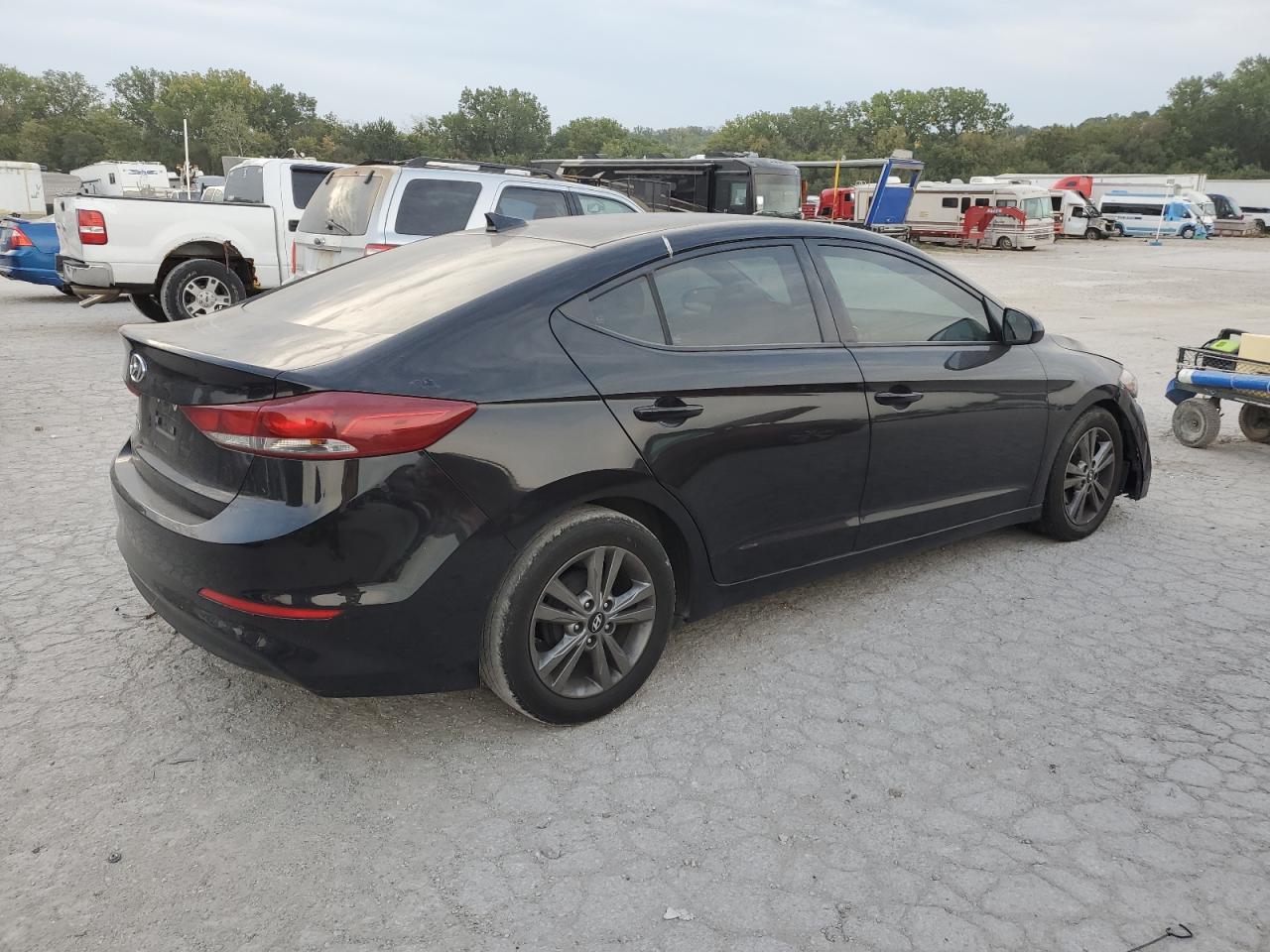 Lot #2838784954 2017 HYUNDAI ELANTRA SE