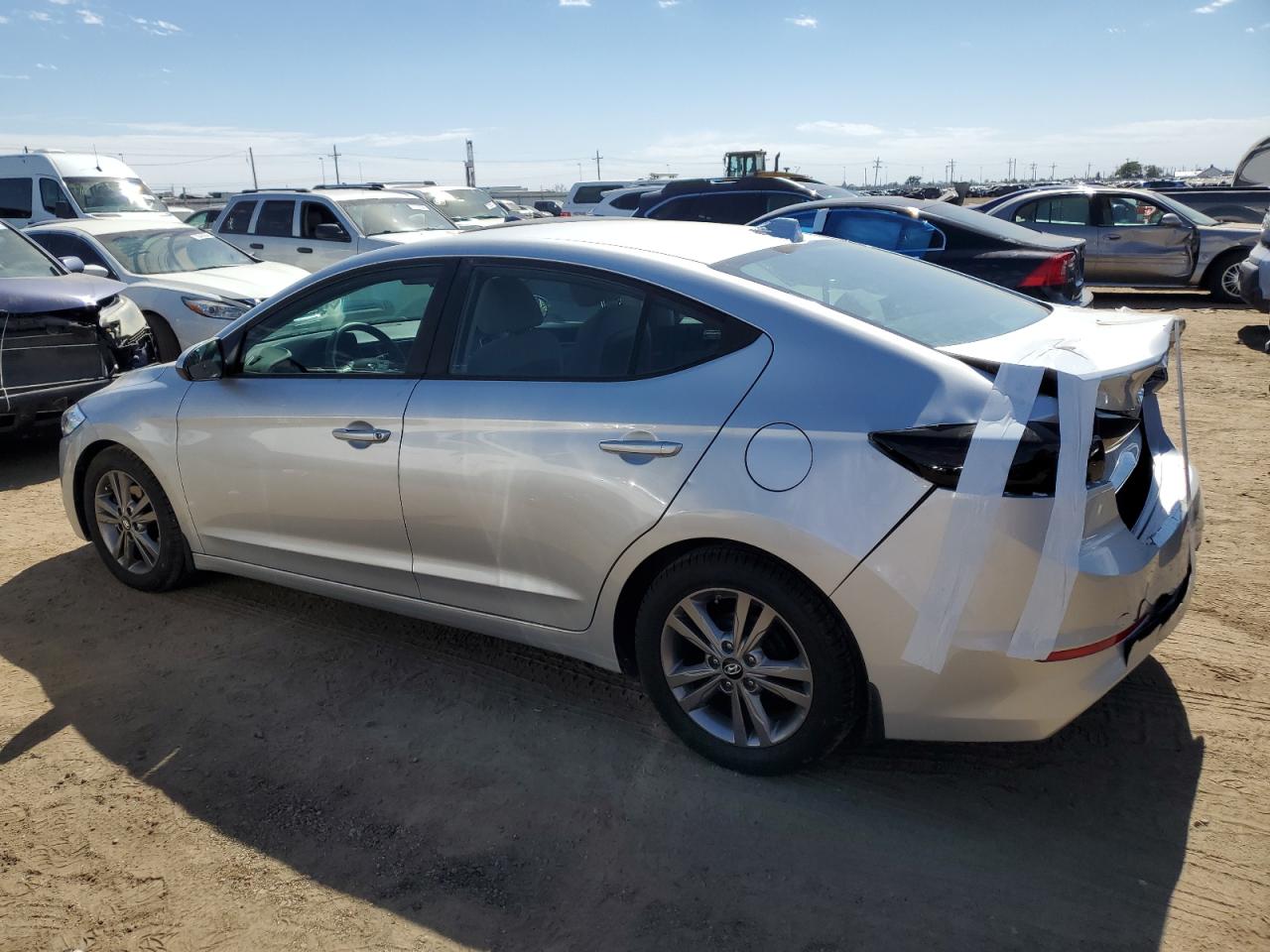 Lot #2926474307 2017 HYUNDAI ELANTRA SE