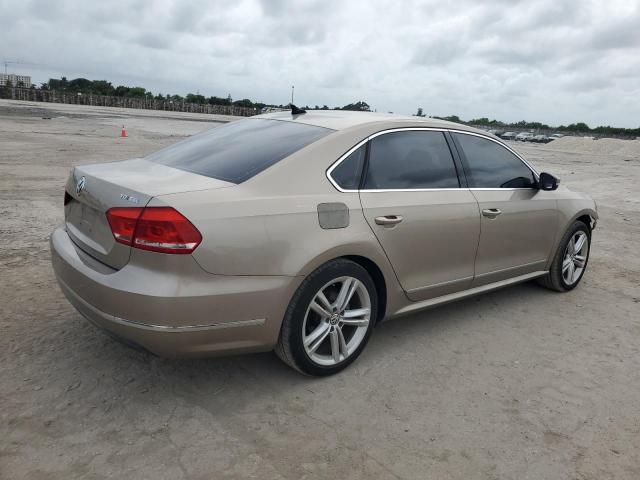 2015 VOLKSWAGEN PASSAT SEL - 1VWCV7A30FC048165
