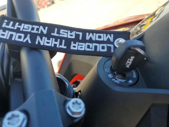2023 KTM 790 DUKE LCETU7407PH700744