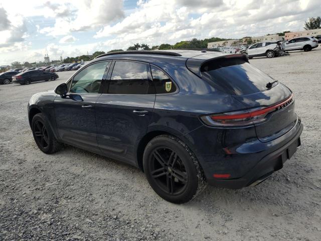 VIN WP1AA2A57NLB03072 2022 Porsche Macan no.2