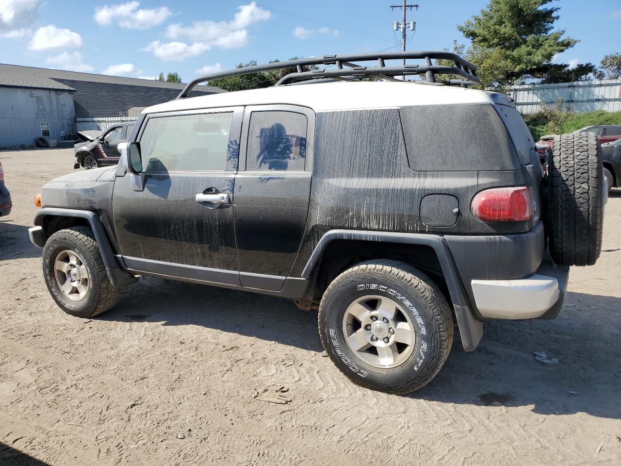 Lot #2935582082 2010 TOYOTA FJ CRUISER