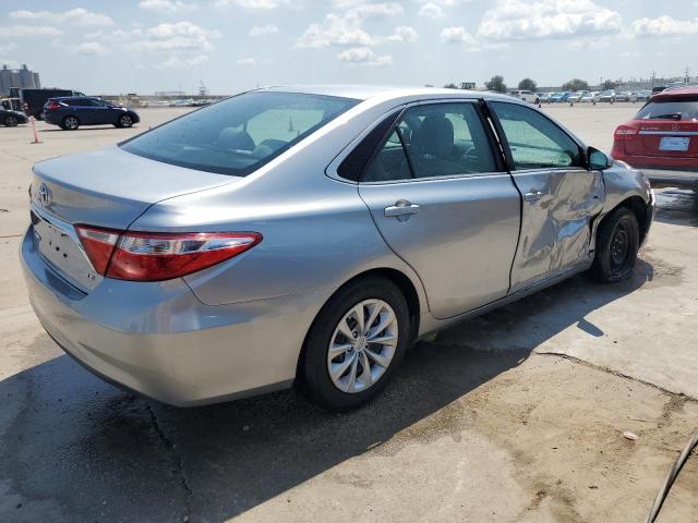 VIN 4T4BF1FK3FR487767 2015 Toyota Camry, LE no.3