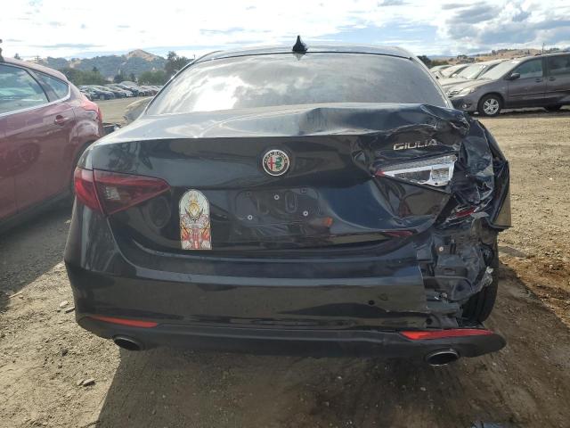 VIN ZARFAEBN7J7564157 2018 Alfa Romeo Giulia no.6