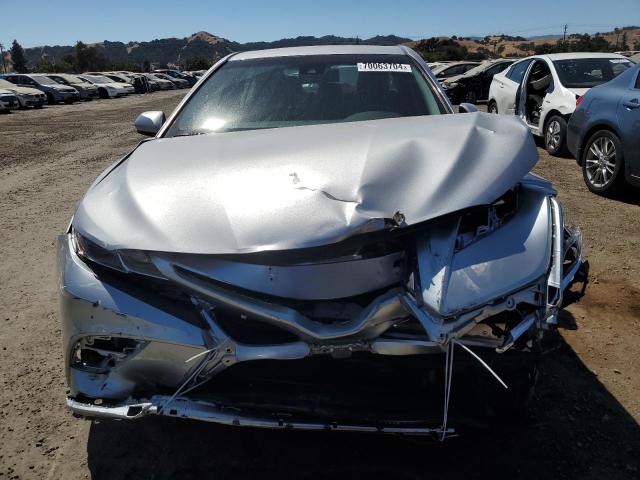 VIN 4T1B11HK0JU603571 2018 Toyota Camry, L no.5