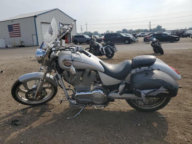 2004 VICTORY MOTORCYCLES VEGAS 5VPGB16D743004075