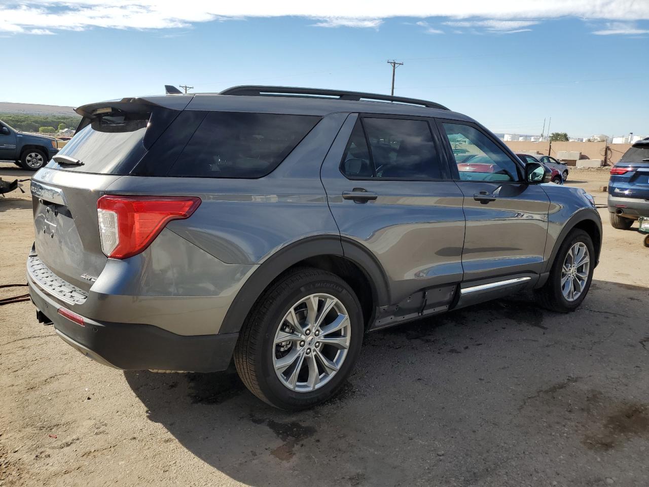 Lot #2874609109 2023 FORD EXPLORER X