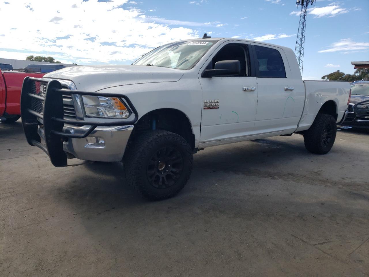 RAM 2500 2017 SLT Mega Cab